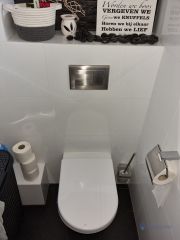Loodgieter Velserbroek WC (Tece) in de badkamer vult heel langzaam