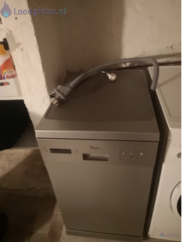 Vaatwasseraansluiting maken