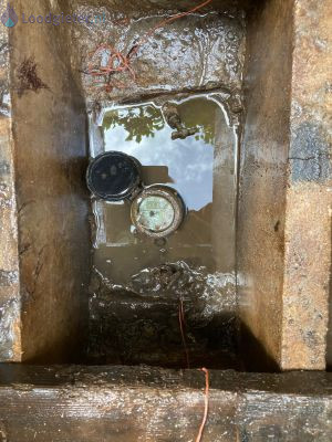 Lekkage watermeter in waterput