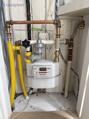 reparatie loodgieter stalen gasleiding