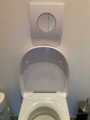 Loodgieter Amsterdam Bodemventiel Wisa hangend toilet vervangen