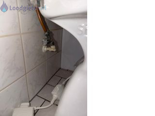 Loodgieter Roosendaal Koppelstuk plaatsen om een bidet te kunnen aansluiten