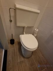 Loodgieter Hoogvliet Rotterdam Bestaand toilet vervangen voor een verhoogd model