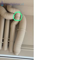 Loodgieter Lekkage wc verstopping keukenafvoer en lekkage