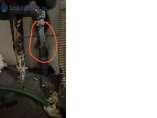 Loodgieter Lekkage meterkast Lekkage waterleiding in de meterkast