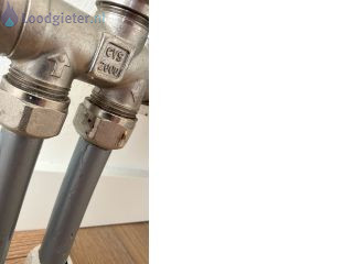 Loodgieter Almere Lekkage koppeling radiator