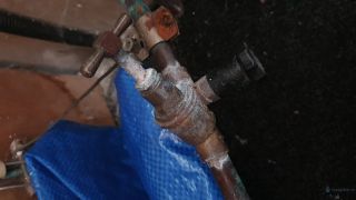 Loodgieter Velserbroek Repareren kraan voor buitenkraan in de meterkast