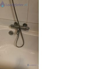 Loodgieter Bonkende waterleiding Bonkende en ratelende leiding