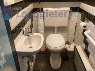 Loodgieter Langzaam vullend reservoir Verstopping WC + langzaam vullend reservoir