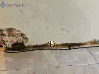 Loodgieter Waterleiding doorboord Waterleiding doorboord