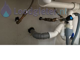 Loodgieter Rosmalen Afdoppen gasleiding en verplaatsen waterleiding