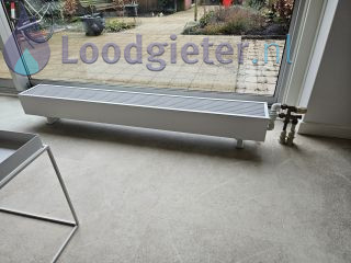 Loodgieter Buitenkraan afsluiten Verwijderen van 2 radiatoren en een  buitenkraantje