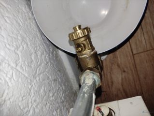 Loodgieter Emmen Lekkage aftappunt radiator