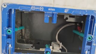 Loodgieter Drachten Doorlopend inbouwtoilet