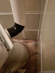 Loodgieter Zutphen Kleine lekkage bij aansluiting wc pot