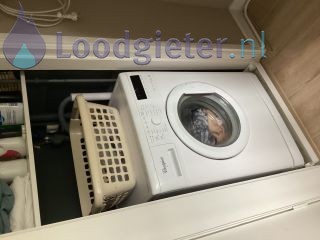 Loodgieter Naarden Bonkende leiding bij gebruik wasmachine