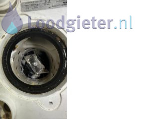 Loodgieter Sanibroyeur verstopt Verstopping sanibroyeur door tampon