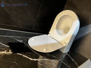 Loodgieter Monster wc blijft doorlopen