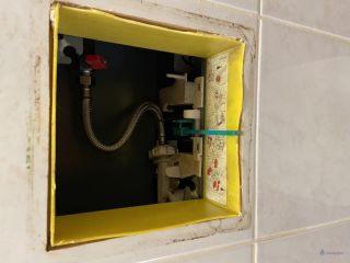 Loodgieter Etten-Leur Wisa inbouwtoilet loopt door