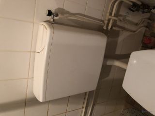 Loodgieter Soest Toilet blijft doorlopen.