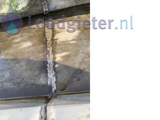 Loodgieter Oud Gastel Gaatje zinken dakgoot