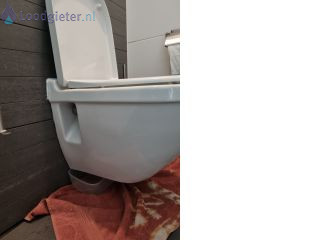 Loodgieter Lekkage wc Lekkage bij hangend toilet